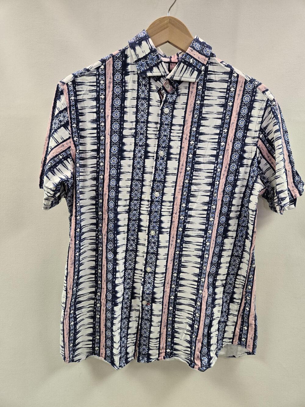 Cremieux Shirt Mens Large Blue Pink White Short Sleeve Button Front Stretch
